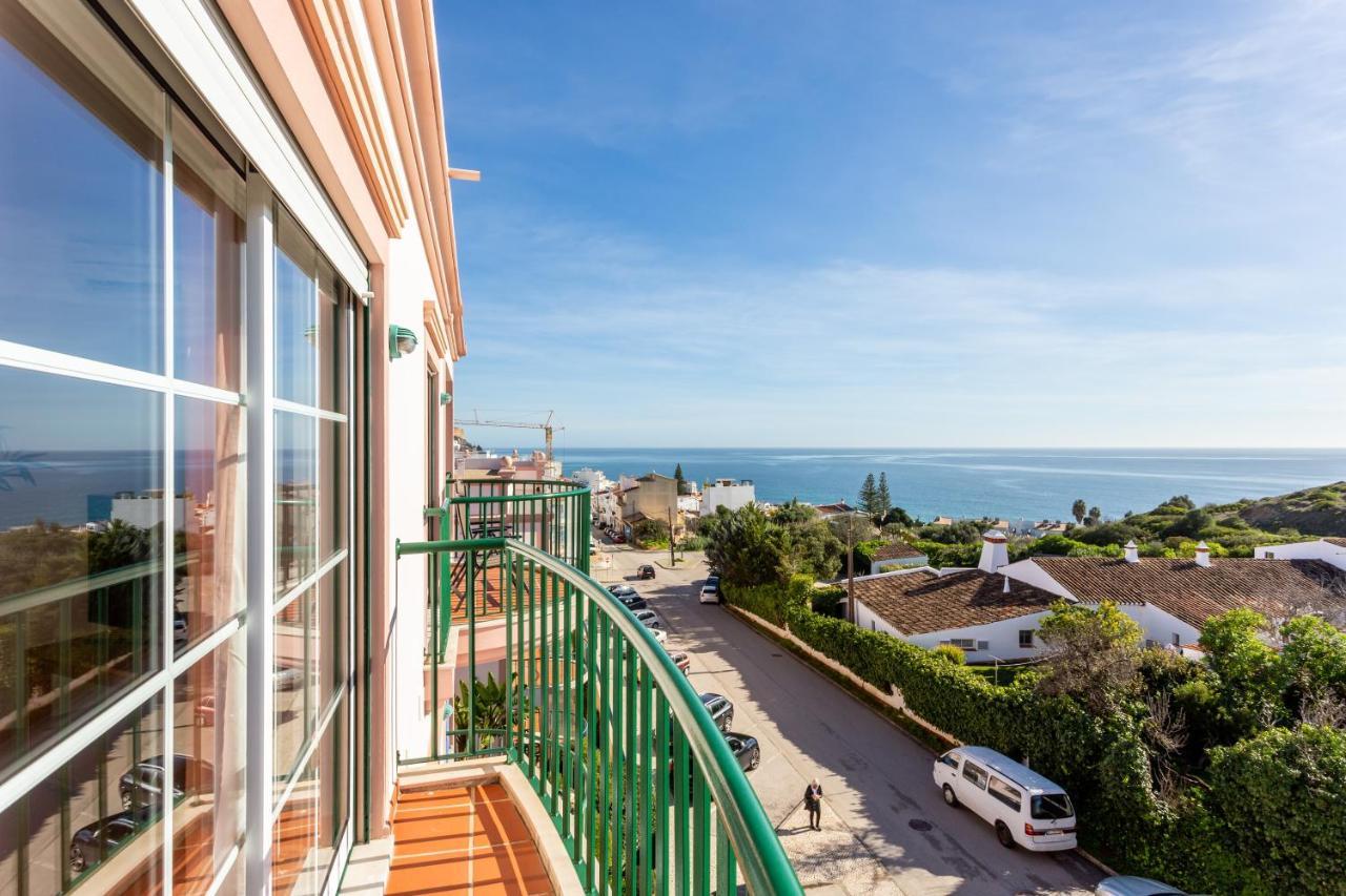 Lovely 2 Bedroom Apartment Including Pool, Stunning Ocean Views & Beach Closeby Praia Da Luz ภายนอก รูปภาพ